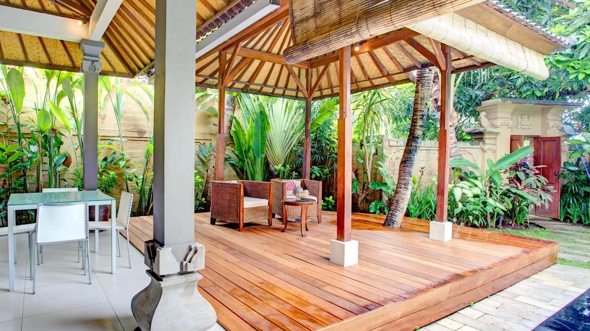 Villa Taman Rahasia, Sitara Villa Group Seminyak